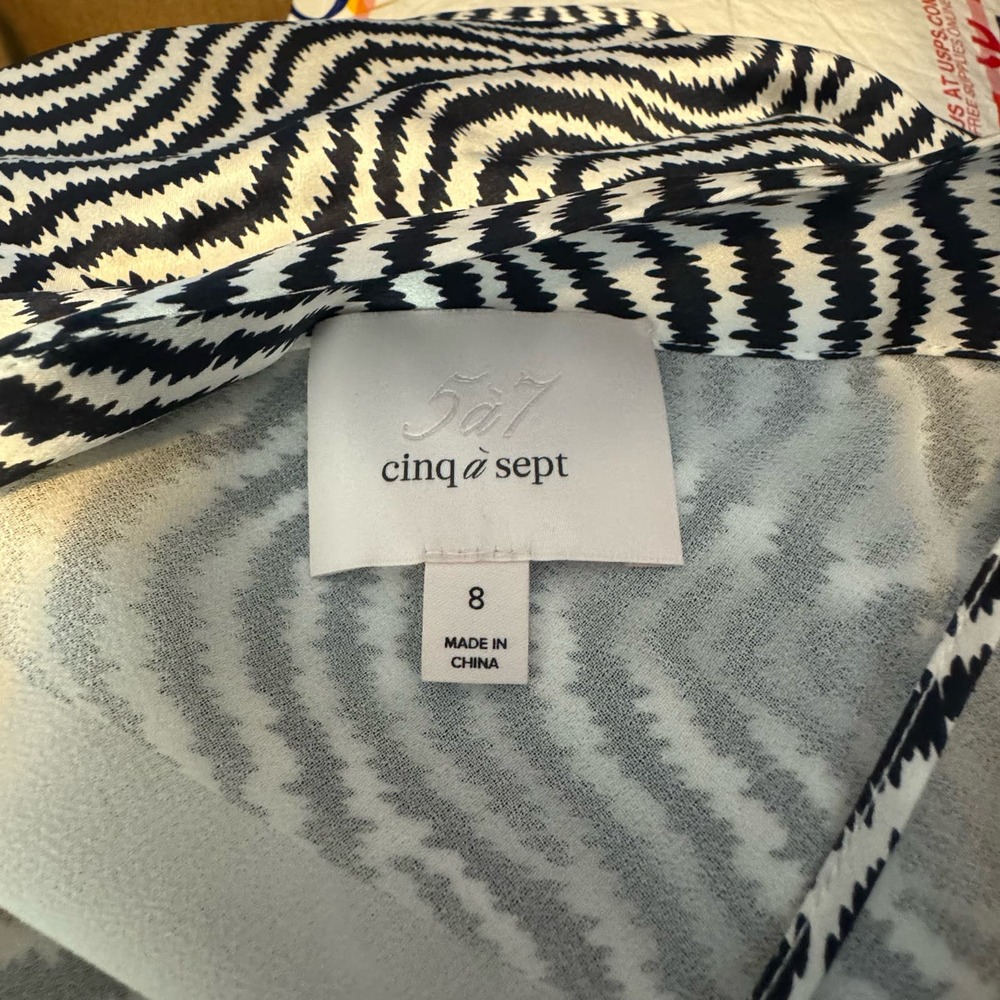 Cinq a Sept Ivory Navy Christel Dress NWOT Size 8 - Picture 8 of 9